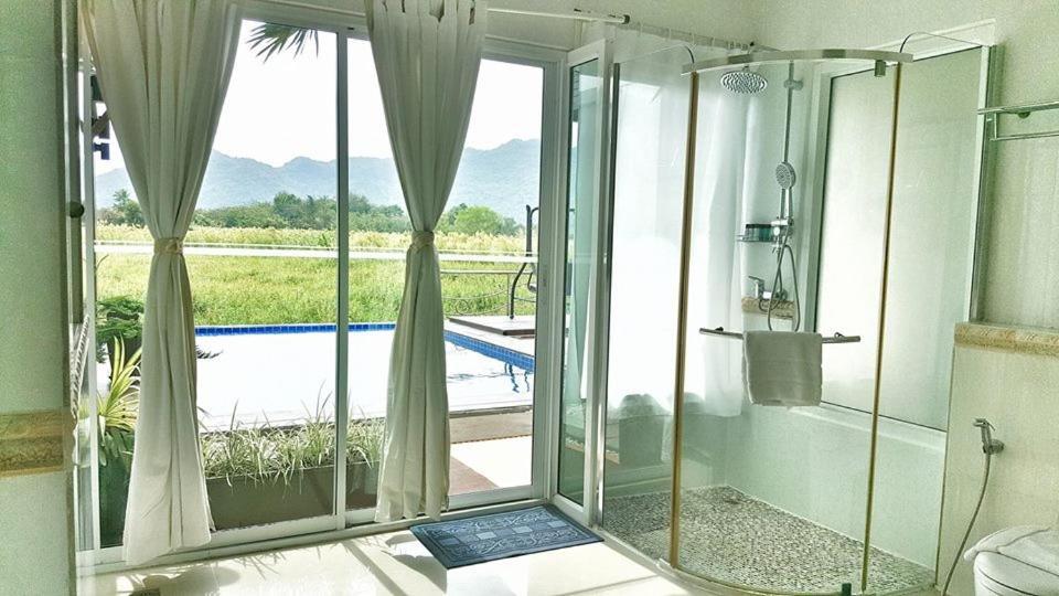 The Vista Pool Villa Καντσαναμπούρι Εξωτερικό φωτογραφία